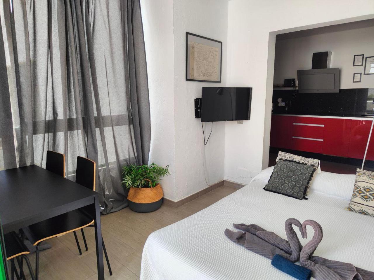 Ailana Suite Vistas Al Mar Y Con Piscina Коста-Тегисе Экстерьер фото